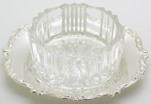 Vintage Italian Handmade Genuine Silver Decorative Salt Cellar with Glass Insert