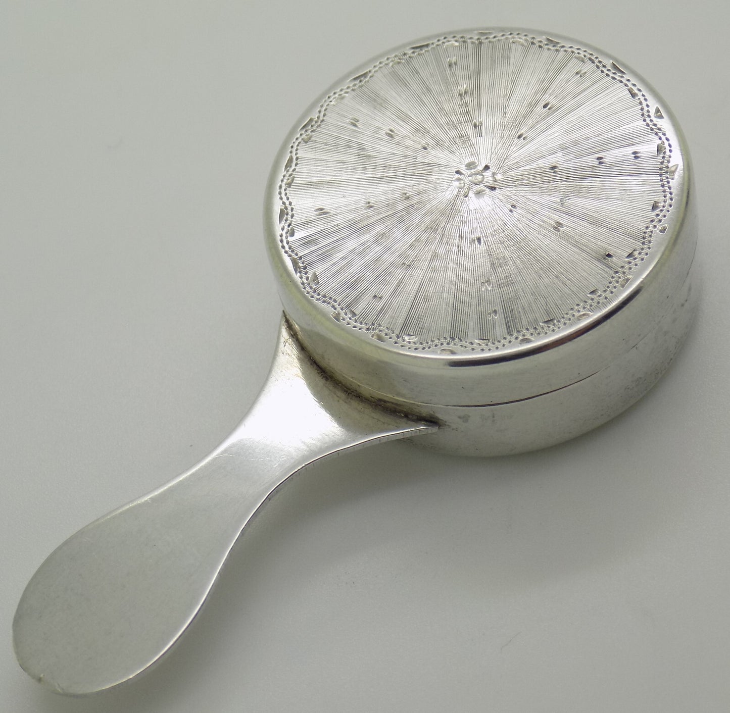 Vintage Italian Handmade Genuine Silver .800 Quirky Pill Snuff Trinket Box