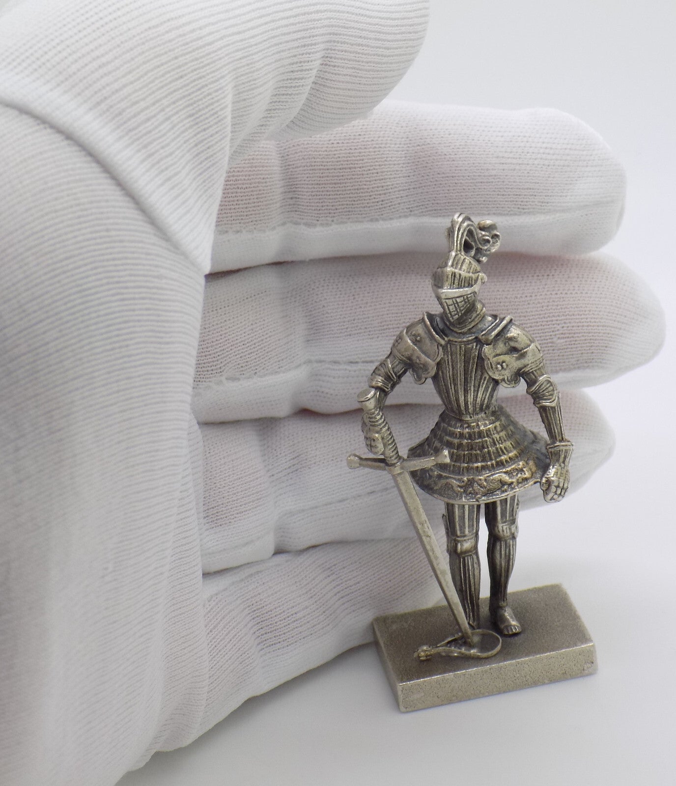 Vintage Italian Handmade Genuine Silver RARE Knight Medieval UNO-A-ERRE Figurine