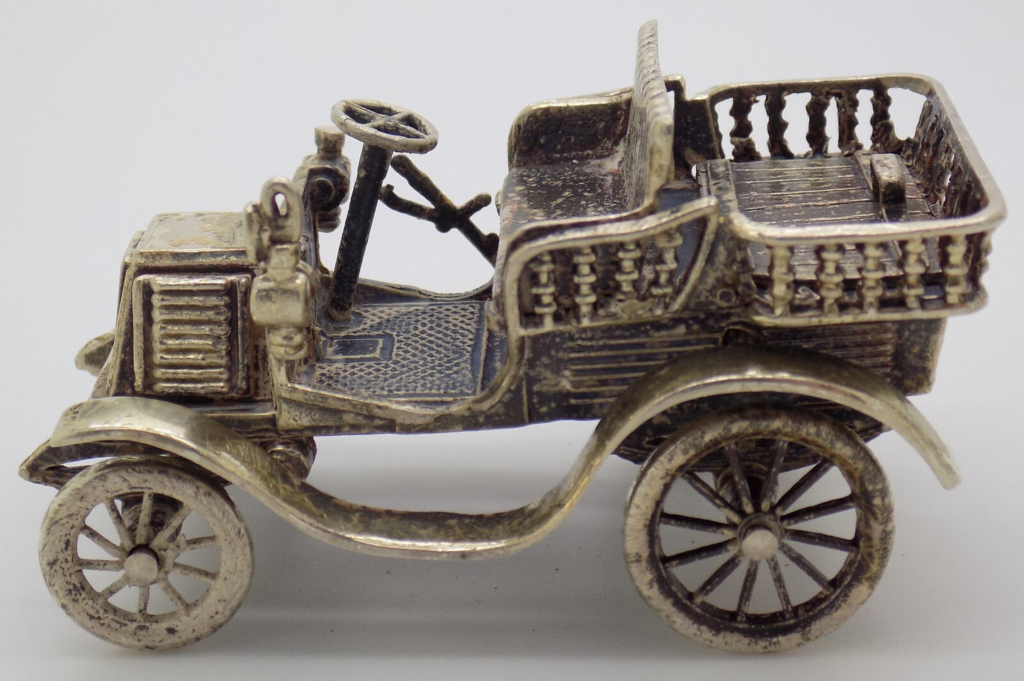 Vintage Italian Handmade Genuine Silver Tonneau Renault 1900 Car RARE Figurine