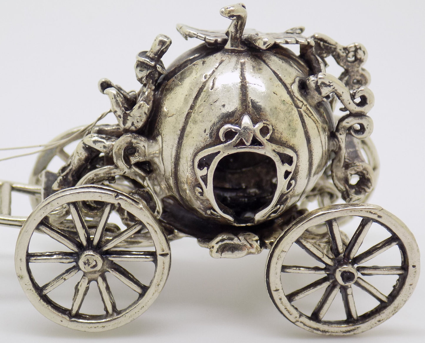 Vintage Italian Handmade Genuine Silver Cinderella Princess Carriage Figurine