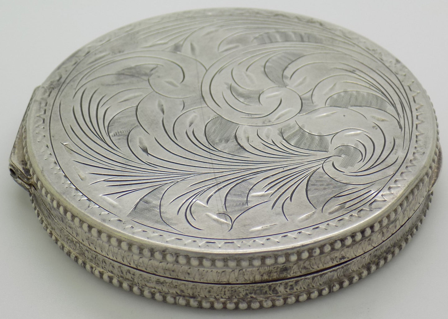 Vintage Italian Handmade 800 Silver Powder Compact Chiseled Handmade Firenze