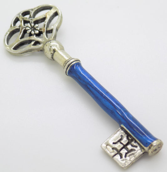Vintage Italian Handmade Genuine Silver "Loves me, Loves me not" LIFE SIZE Key