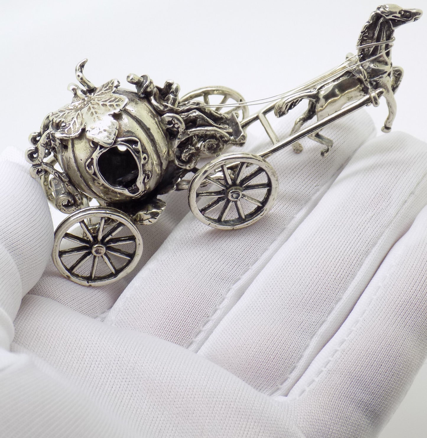 Vintage Italian Handmade Genuine Silver Cinderella Princess Carriage Figurine