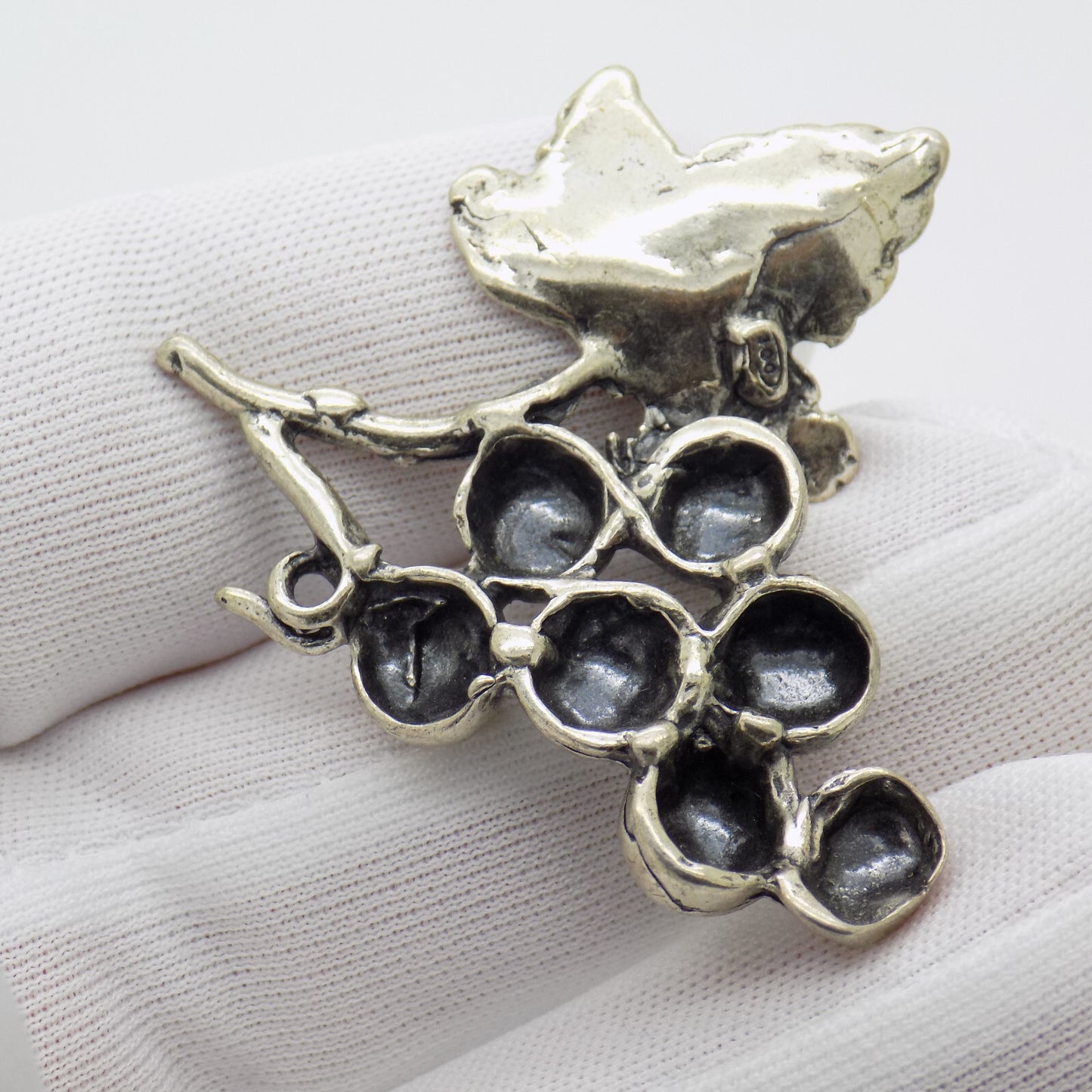 Vintage Italian Handmade Genuine Silver Grapes Flat Miniature Figurine
