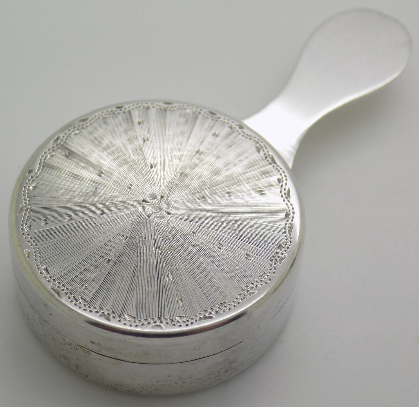 Vintage Italian Handmade Genuine Silver .800 Quirky Pill Snuff Trinket Box