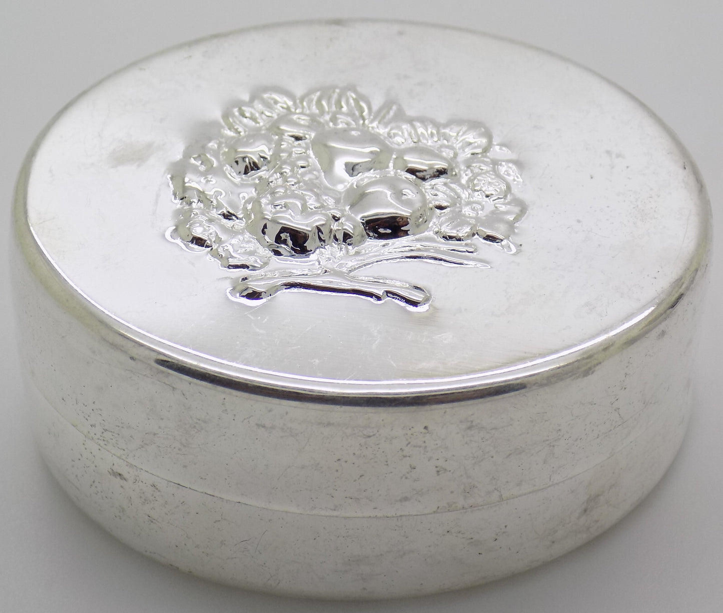 Vintage Italian Silver Oval Trinket Box Padova 1980s 1990s Handcrafted, 34 grams