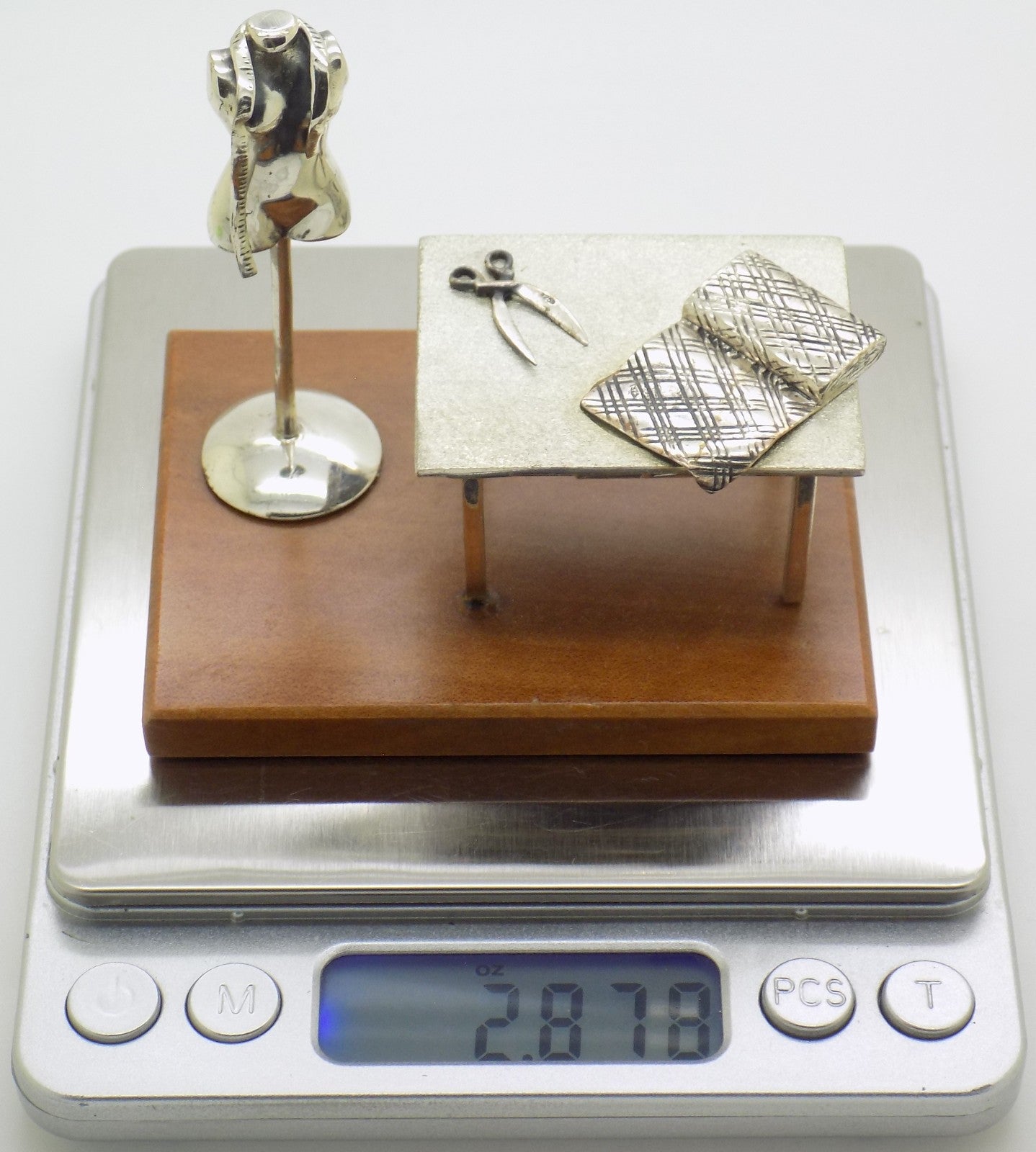 Vintage Italian Sterling Silver & Wood Medusa-Oro Sewing Studio Set Figurine