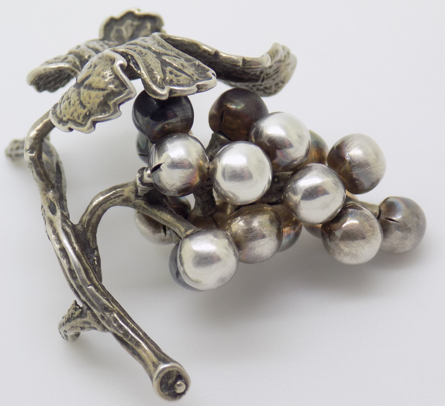 Vintage Italian Handmade Genuine Silver Bunch of Grapes Detailed Figurine