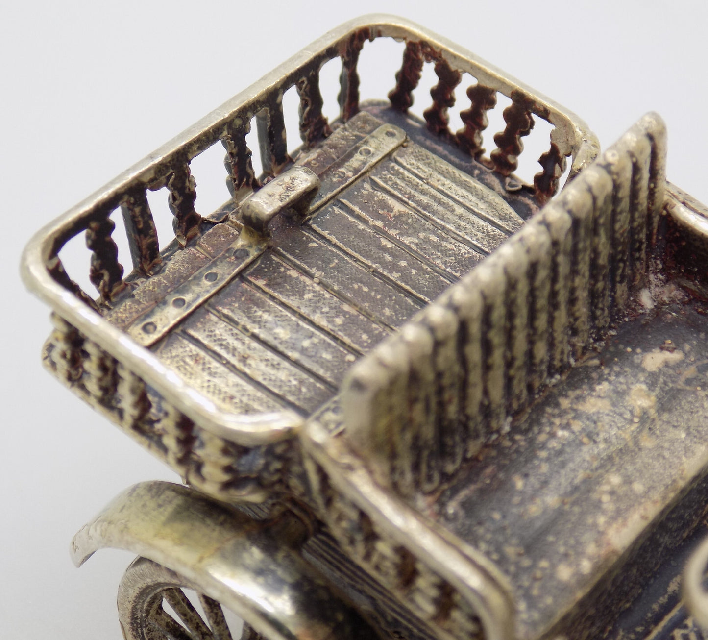 Vintage Italian Handmade Genuine Silver Tonneau Renault 1900 Car RARE Figurine