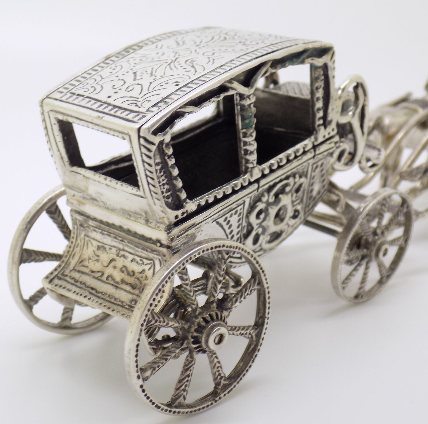 Vintage Italian Handmade Genuine Silver Large Royal Carriage w/t Horses Statue