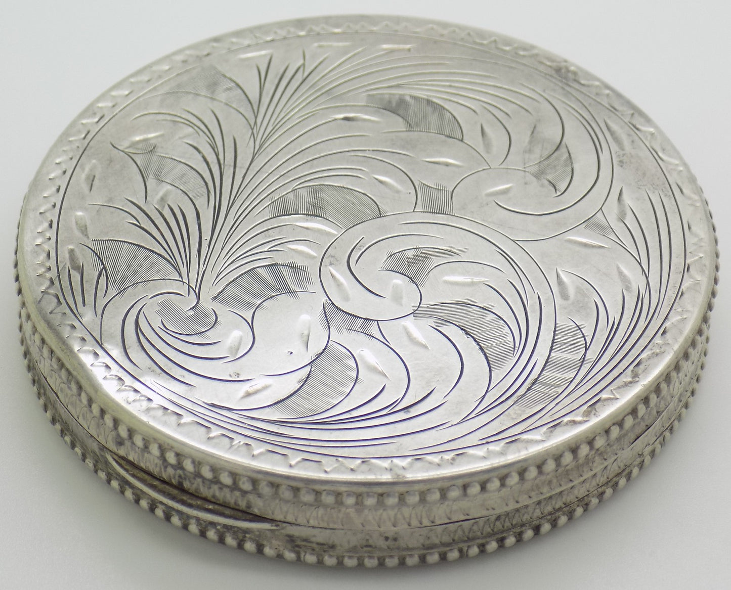 Vintage Italian Handmade 800 Silver Powder Compact Chiseled Handmade Firenze
