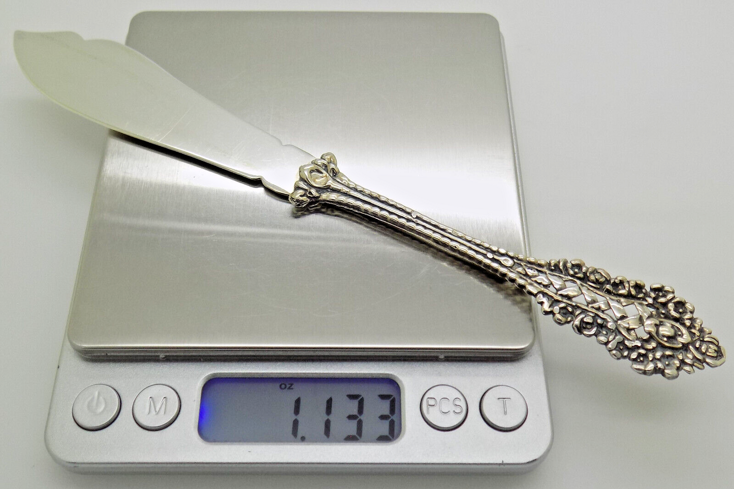 Vintage Italian Handmade Genuine Silver .800 Daisy Flower Design Butter Knife