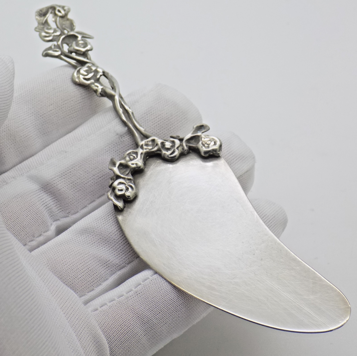 Vintage Italian Silver Small Cake Server Rose Pattern Handmade 800 Silver